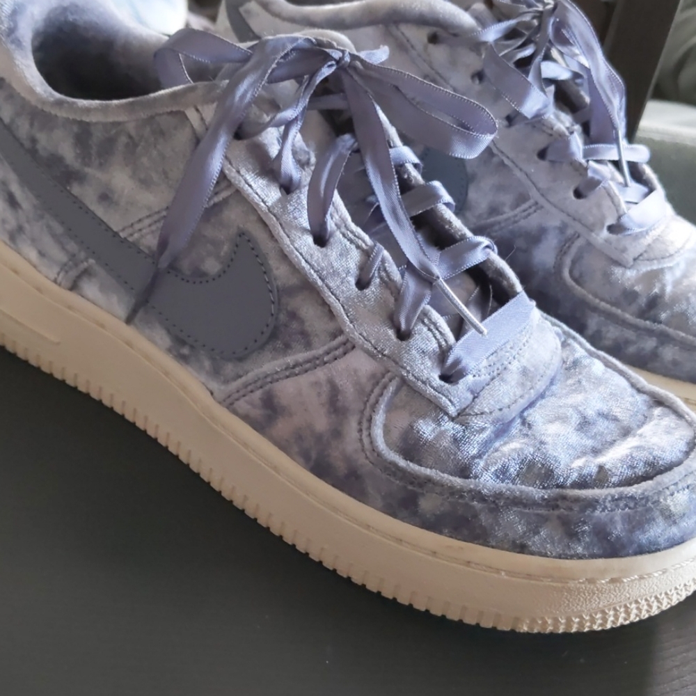 Nike Velvet Air Force 5Y